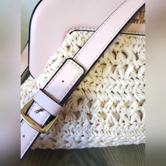GUESS new!Liguria braided frame clutch/crossbody bag in pale pink with dust bag. - Picture 6 of 10